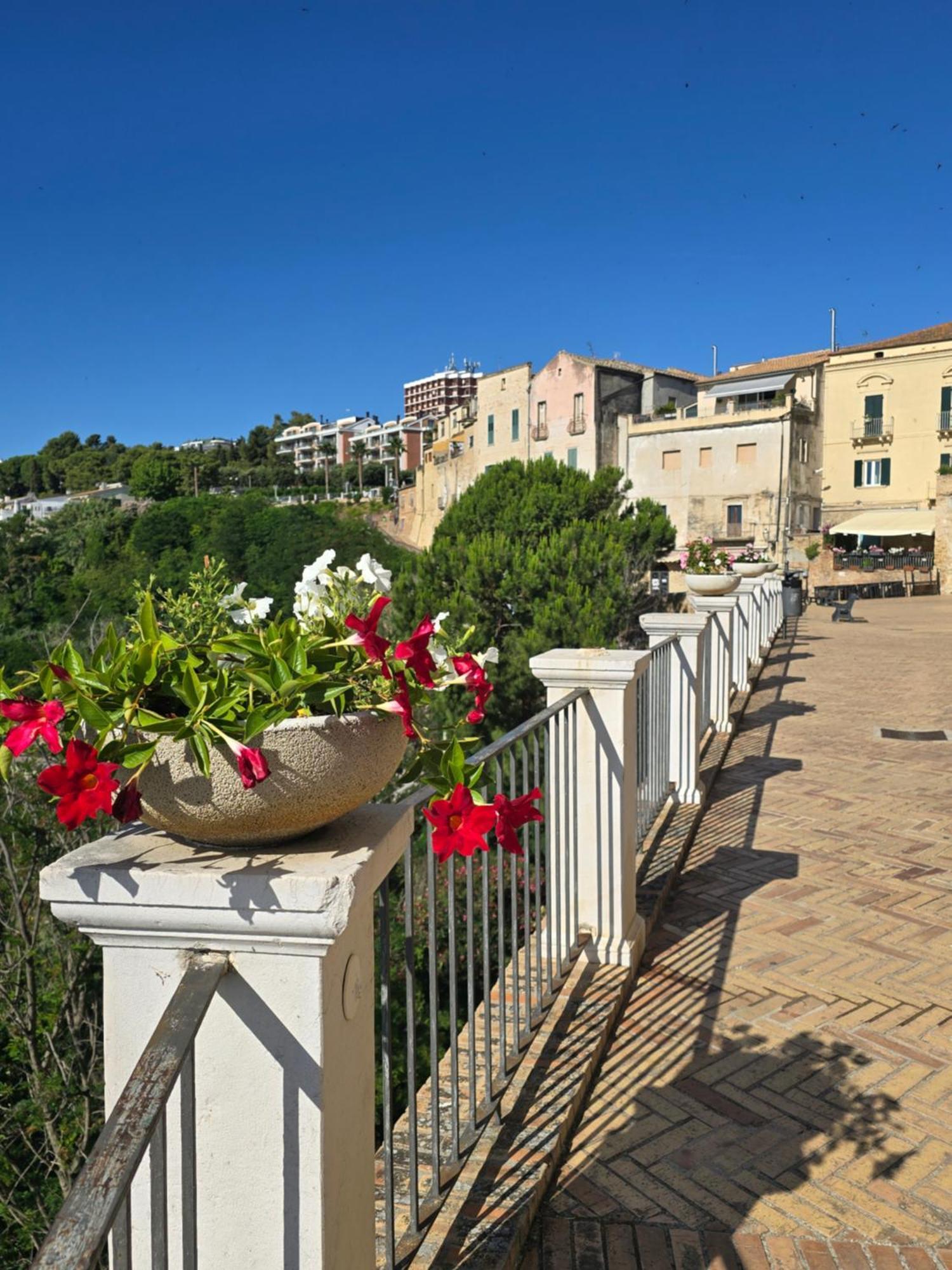 Perla Marina -vasto- 300 Mt Dal Mare