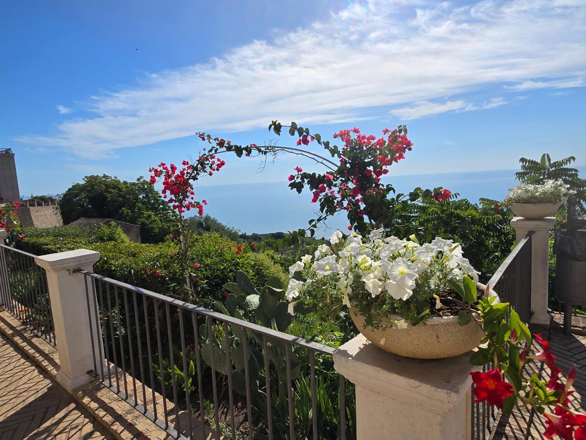 Apartment Perla Marina -vasto- 300 Mt Dal Mare *